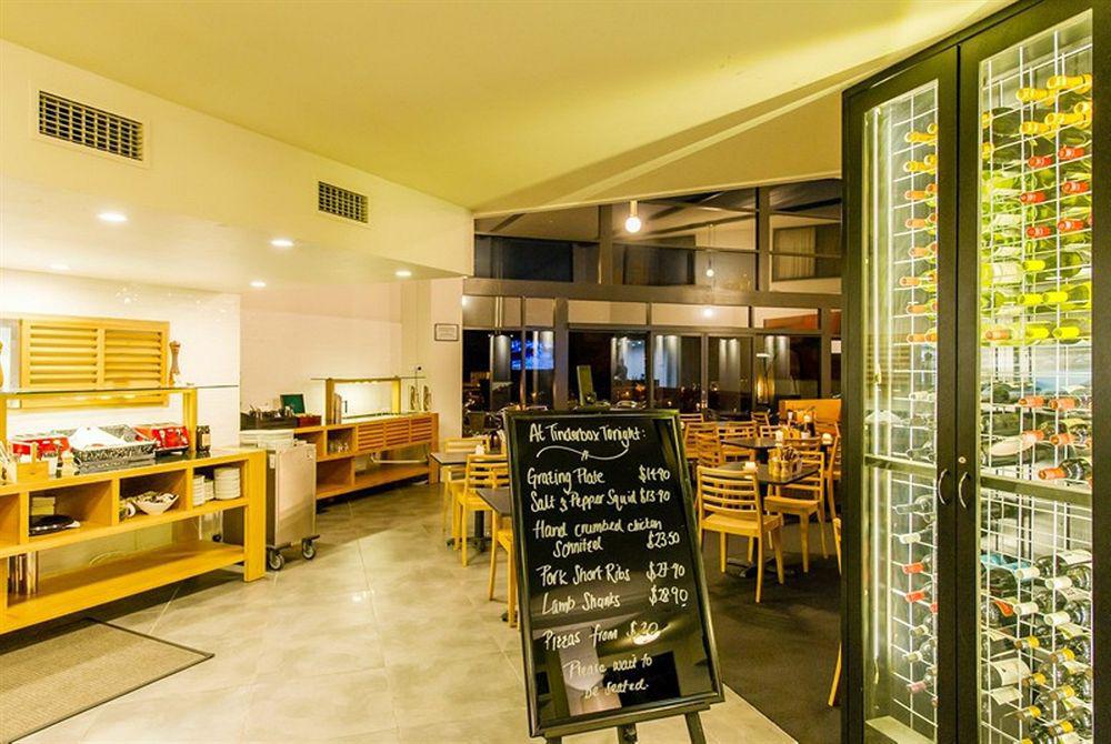 Alpha Hotel Canberra Extérieur photo